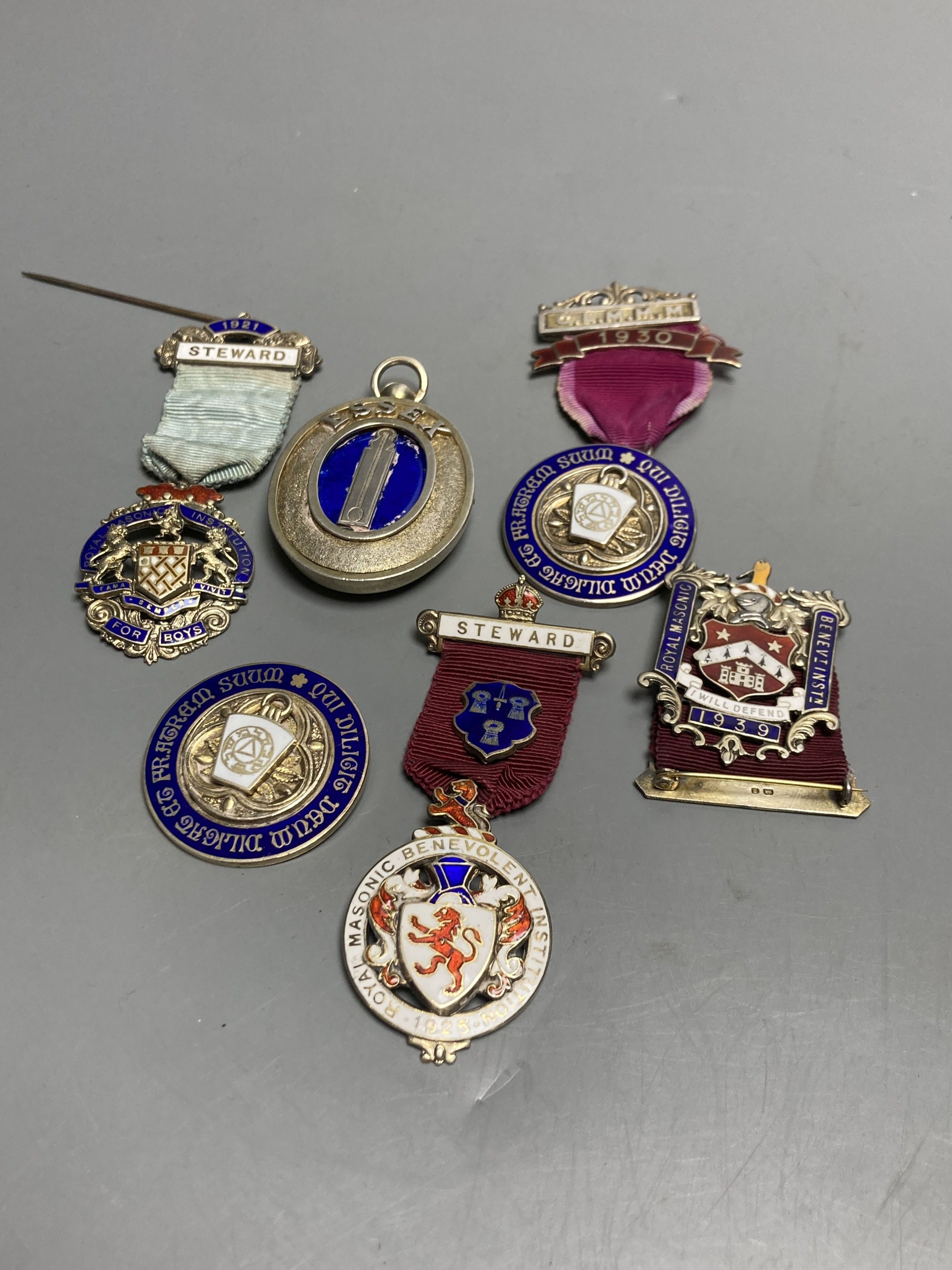 Six assorted early to mid 20th century silver and enamel masonic jewels,